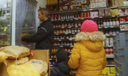 Nú fáa fíggjarliga sperd húski tiltrongdu hjálpina